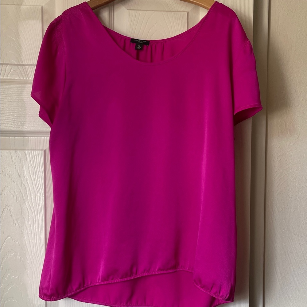 Ann Taylor Vibrant Pink Short Sleeve Blouse